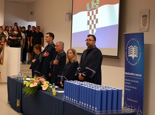 DSC00704.JPG